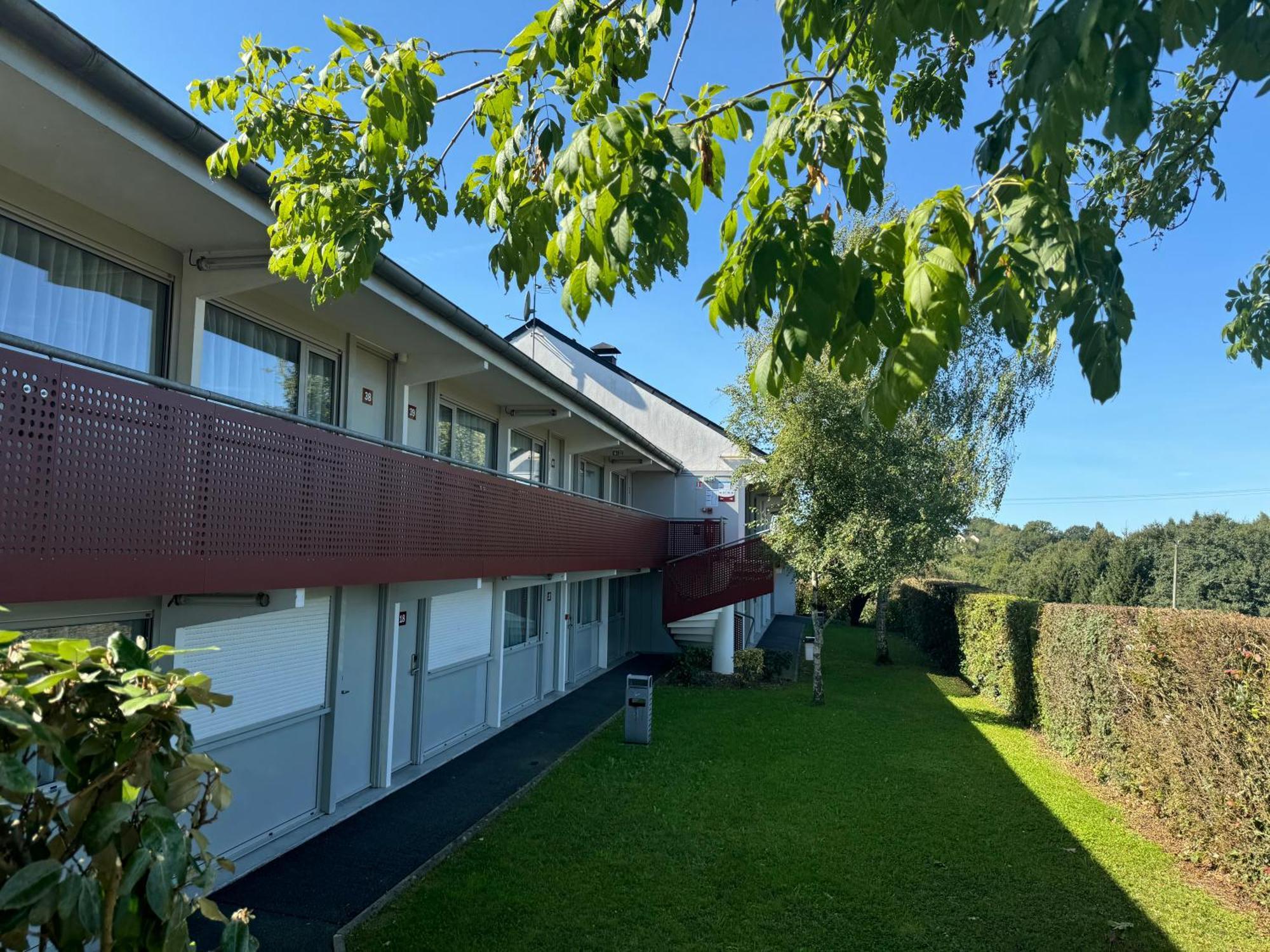Brit Hotel Mayenne Dış mekan fotoğraf