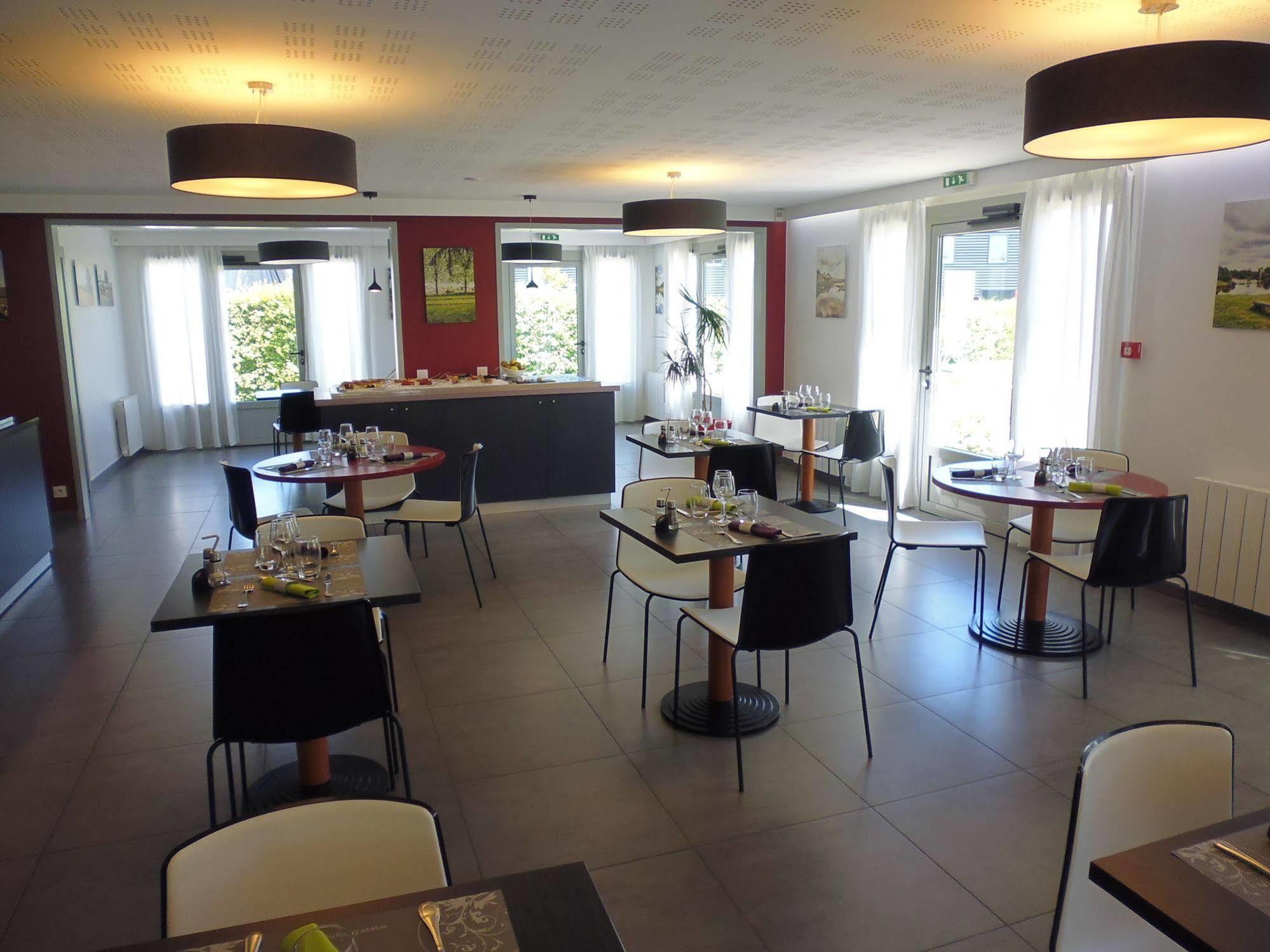 Brit Hotel Mayenne Dış mekan fotoğraf